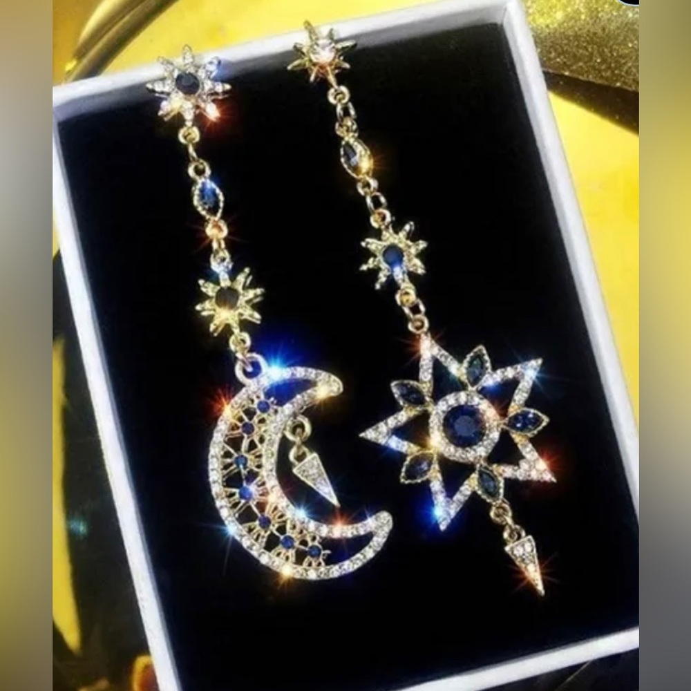Celestial Bling Earrings - Picture 1 of 13